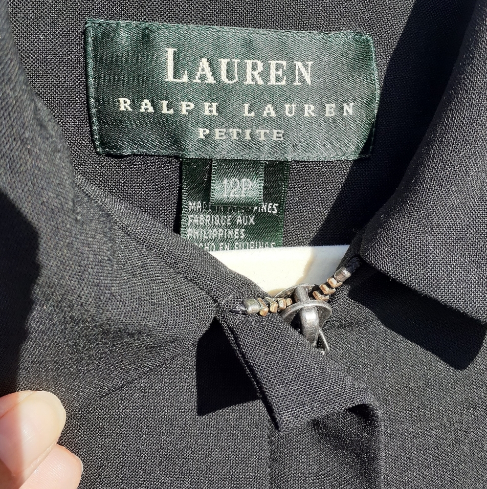 DONATED Locally | Vintage Women's Blazer - Picture 6 of 9